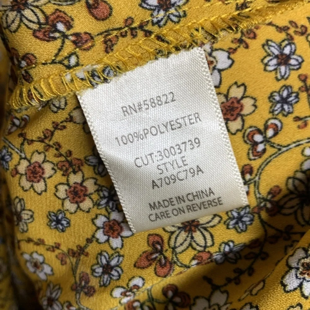Max studio Floral Blouse - Picture 7 of 9